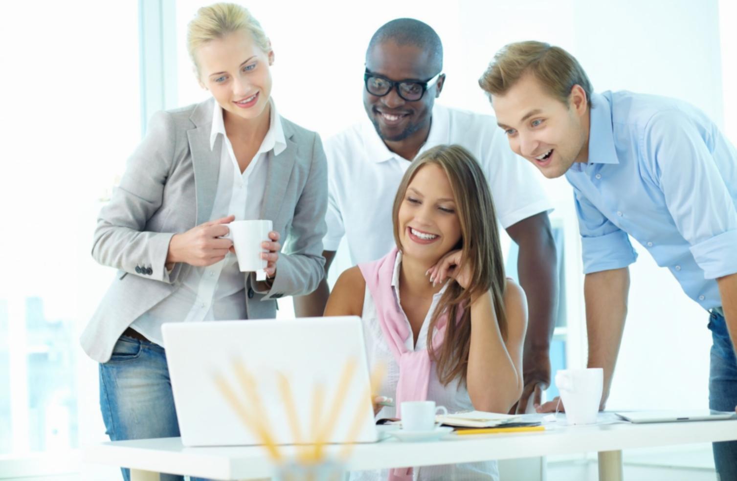 Komplexe Datenvisualisierung mit interaktiven Dashboards für Finanzanalysen